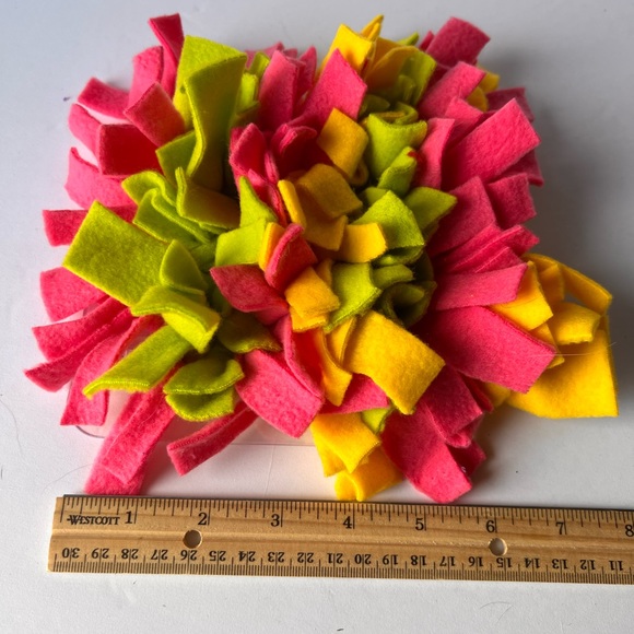 Snuffle Mat Small Enrichment Toy Busy Guinea Pig Ferret Dog Cat Treat Fleece - Picture 1 of 1